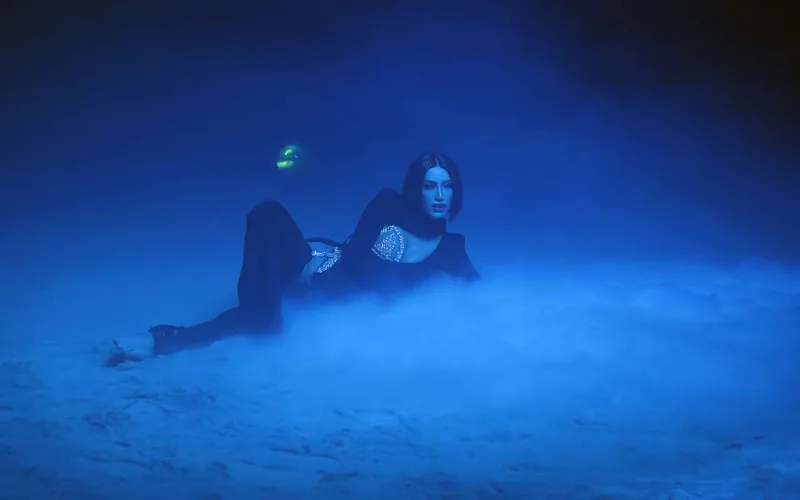 Röya Türkiyədə çəkdiyi “Ağla”nı təqdim etdi