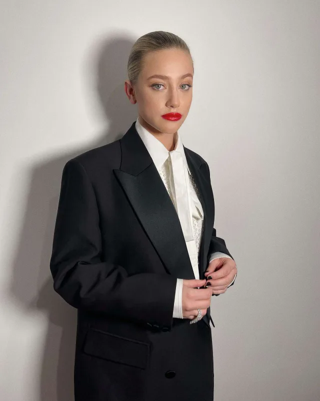 Kardaşyanı cahil adlandırdı