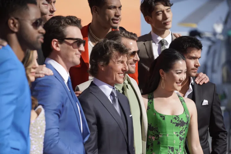 Filmin qalasına havadan giriş!