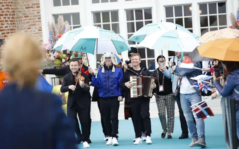 Avroviziyanın açılışından rəngli fotolar!