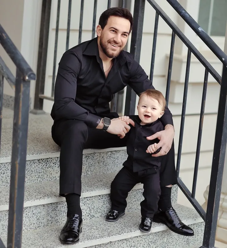 Oğlunun pivə ilə videosu müzakirə yaratdı