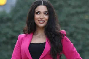 “Partaya çıxıb oynayan şagird xəstədir”