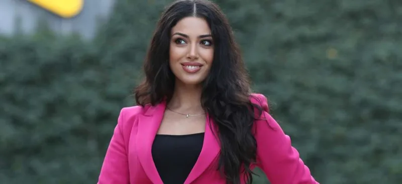 “Partaya çıxıb oynayan şagird xəstədir”