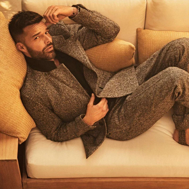 Riki Martin ekranlara qayıdır