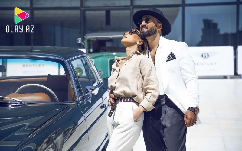 Röya retro maşın sərgisində