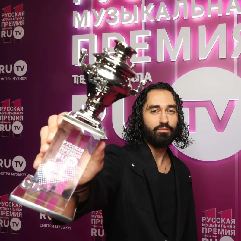 Emin Rusiyada mükafat aldı