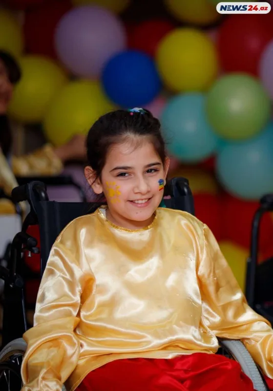 Ruhi Əliyeva sağlamlıq imkanları məhdud uşaqlarla görüşdü