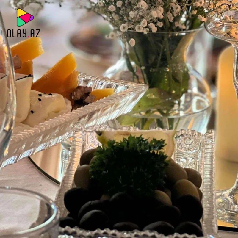 Van Dammın gəlininin Bakıda xınası oldu