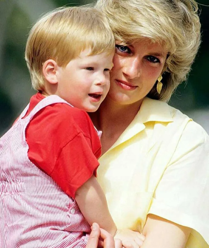 Kraliyyət gəlinləri ilə bağlı bilmədikləriniz