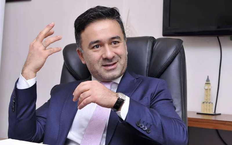 “250 minlik maşın sürmürəm” - Tahirə cavab