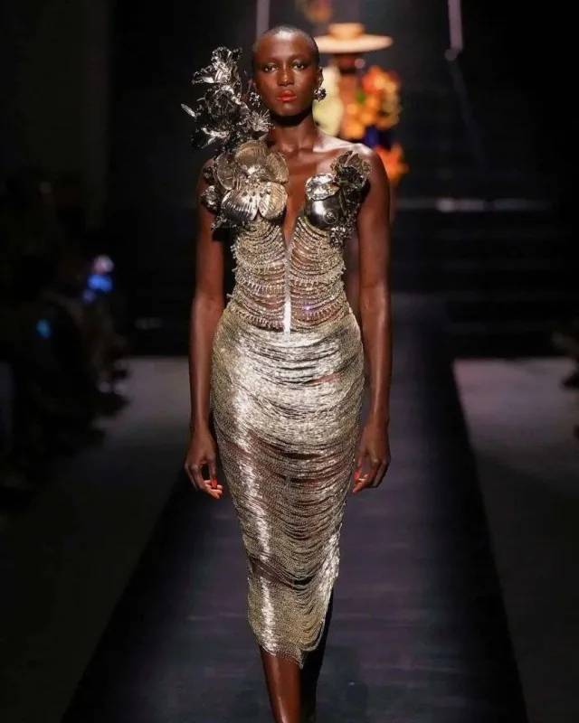 Təxribatçı, başgicəlləndirici və çətin...