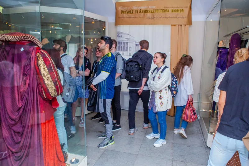 Rusiyadan diplomla döndülər