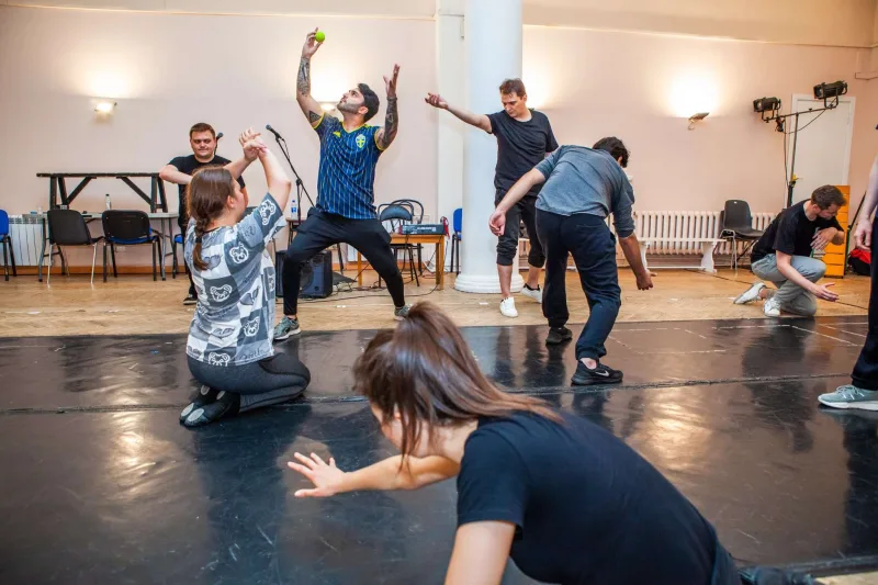 Rusiyadan diplomla döndülər