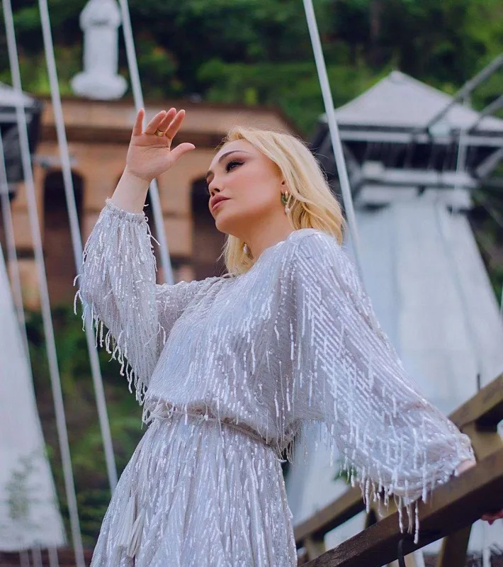 “Xəyyam toylardan çox adam “burur””