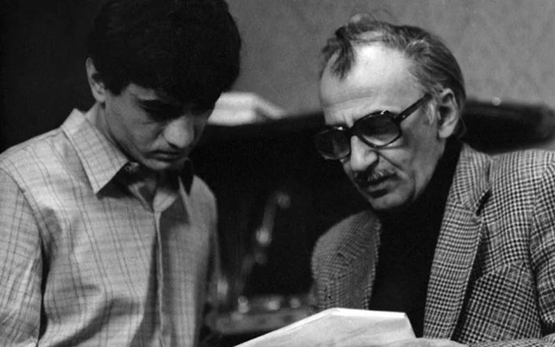 “Mən də “özündən razılıq” xəstəliyinə tutulmuşdum”