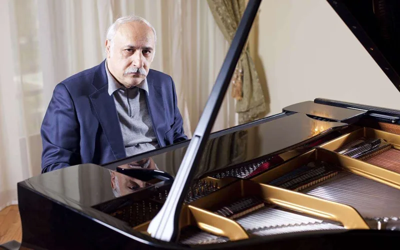 “İndiki rejissorlar öz tay-tuşları ilə işləyirlər”