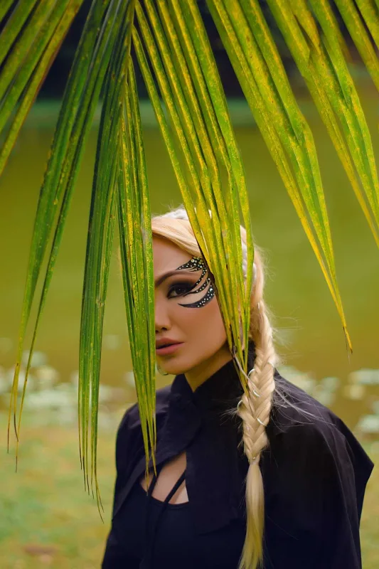 Nuradan həm klip, həm fotosessiya!