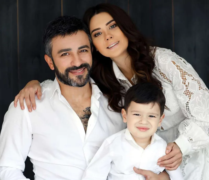 “Mənim fəlsəfəm, sevgim də sənsən”