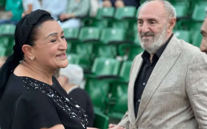 Məşhurlar Eyyub Yaqubovun konsertində