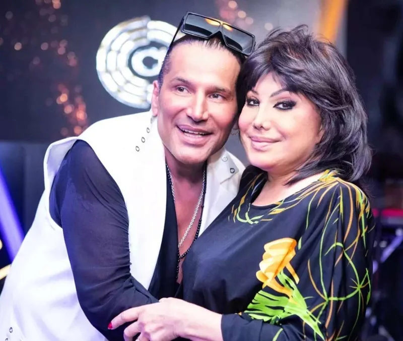 Bir axşam taksidən düşüb payıza...