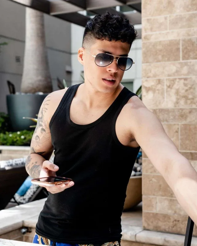 TikTok-da ən çox pul qazananlar