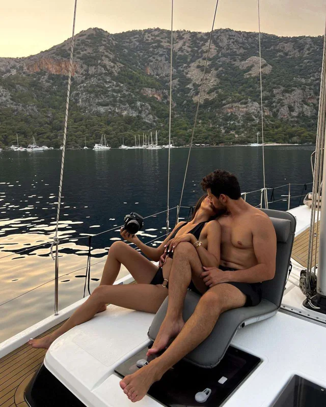 Blogerlərimizin çimərlik dəbi...