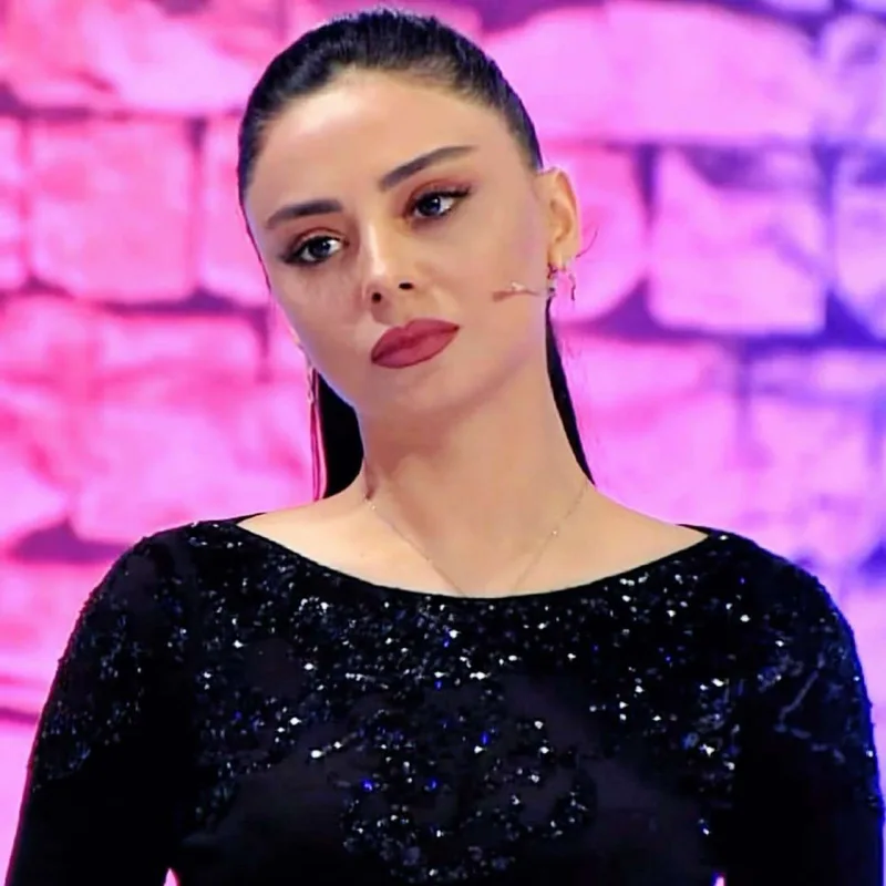 “Bütün çirkin məqsədlərə lal oldum”