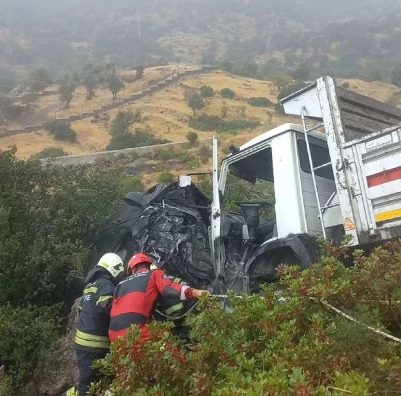 Tatlıses maşından çıxarıldı + Yenilənib