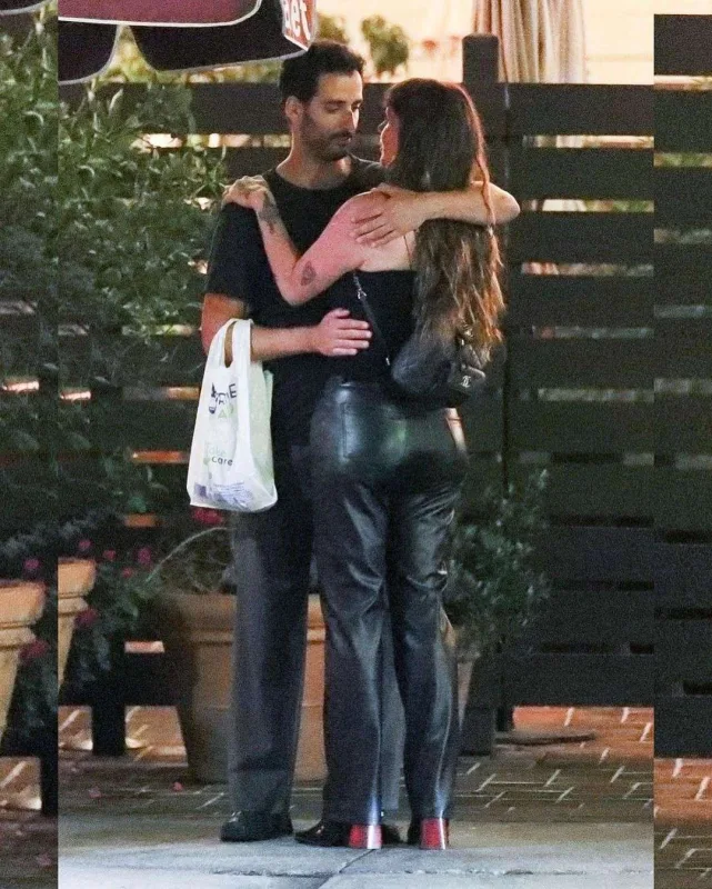 Hərəsi bir yanda...