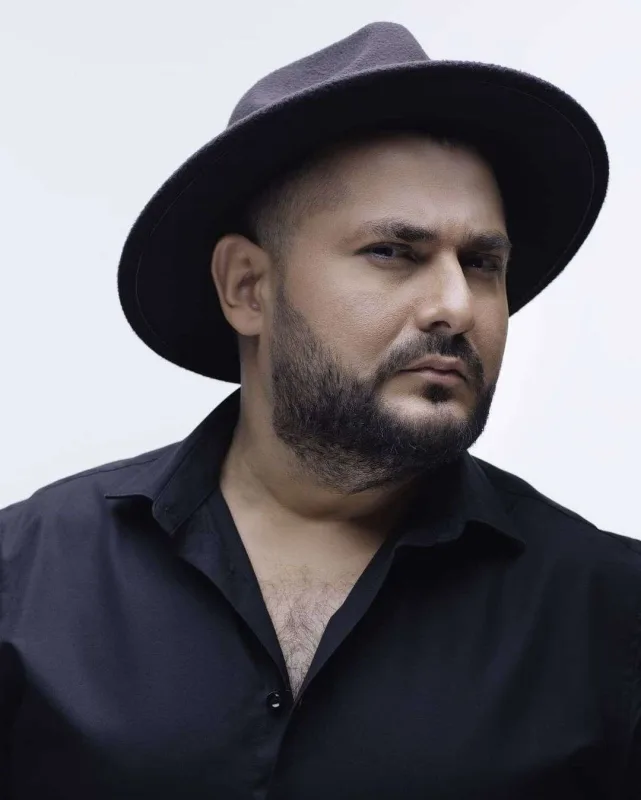 “Anamın evini dağıtdılar, eyvanı sökdürdülər”