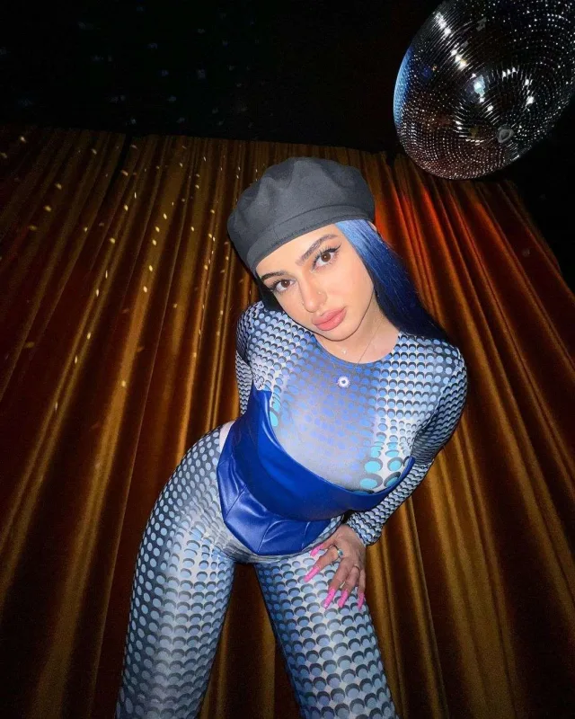 Türkiyədə məşhurlaşan azərbaycanlı “Niki Minaj” kimdir?