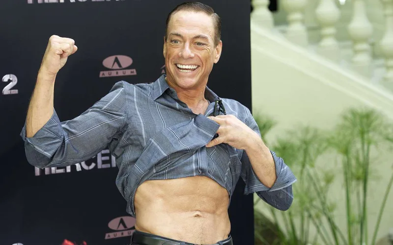 Van Damm Bakıya gələcək