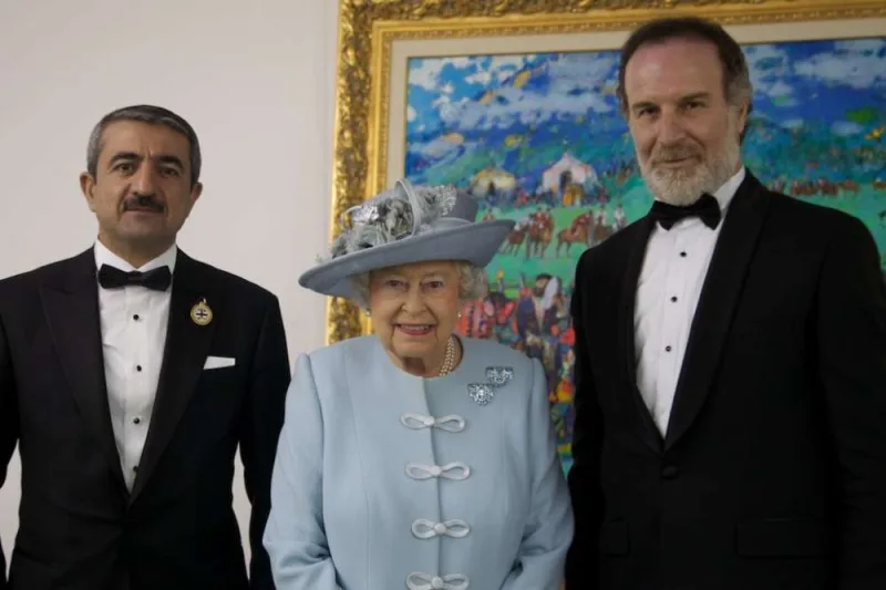 “CNN-dən zəng edirlər” – Kraliçayla görüşən Xalq rəssamı