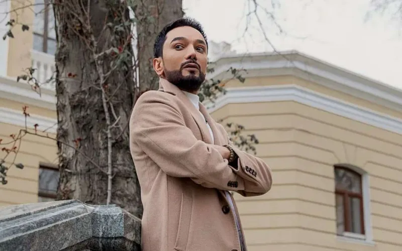 “Onun xasiyyəti, danışığı mənə atamı xatırladırdı”