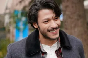 İntim videoları ilə şantaj olundu