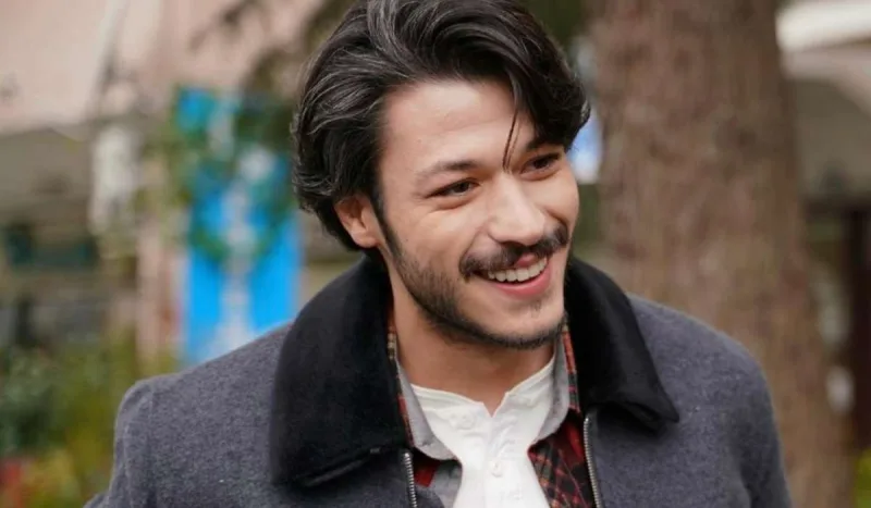 İntim videoları ilə şantaj olundu