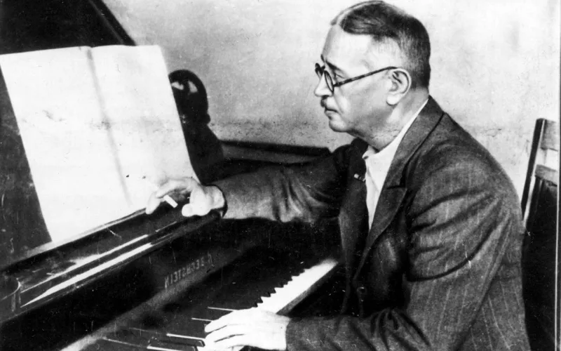 Azərbaycan mədəniyyətinin Üzeyir zirvəsi 137 yaşında