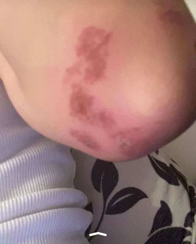 Ərinin beş illik sevgilisi blogeri döydü