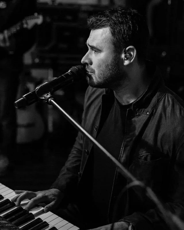 Restoran üçün 300 milyon ayırır