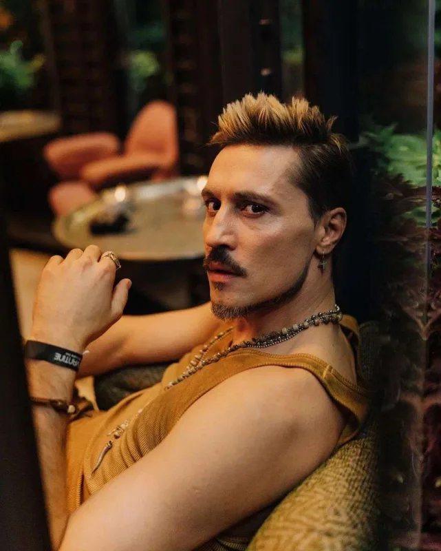 Səfərbərliyə görə konsertini ləğv etmədi