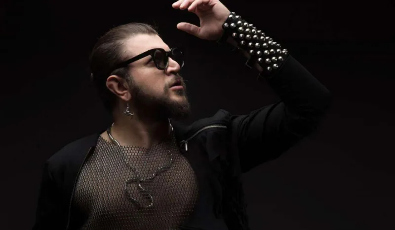 “Bu ölkədə sənətkar olmaq üçün mütləq ölmək lazımdır”