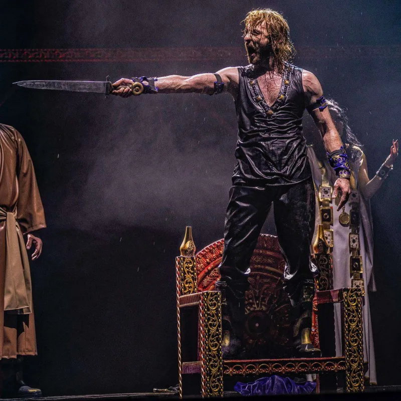 Qarabağdan bəhs edən serialda onlar çəkiləcək!