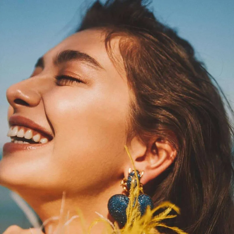 Türk məşhurlar instaqramda bu qiymətə reklam edir