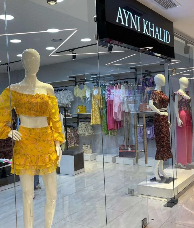 Aynişanın butikləri bağlandı
