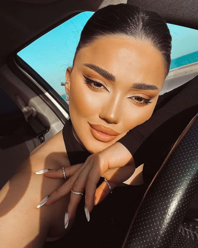 Mehin biznesinə şərik axtarır