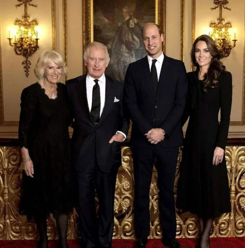 Kral Çarlz tacqoyma mərasimində dəyişiklik edir