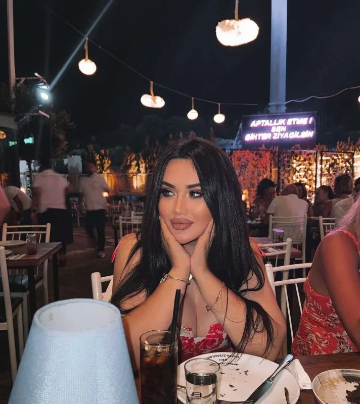 “TikTok-u, instaqramı olan oğlan maraq dairəmdə deyil”