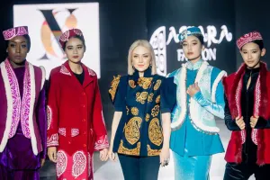 Gülnarə Xəlilovanın libasları Qazaxıstan dəb həftəsində