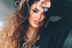 Mina ərinin ittihamları qarşısında susur!