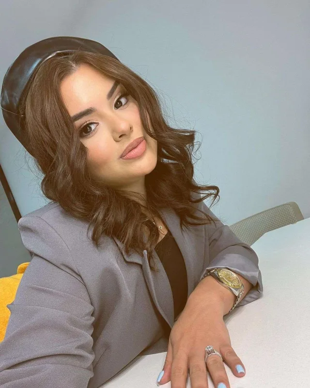 Mina ərinin ittihamları qarşısında susur!